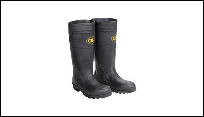 Will Rubber Boots Protect You From Electric Shock? [Answered]