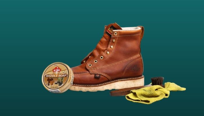 clean-boots-saddle-soap