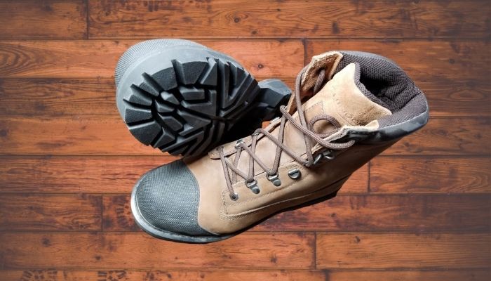 Why Do Ironworkers Wear Wedge Boots? [Actual Info]
