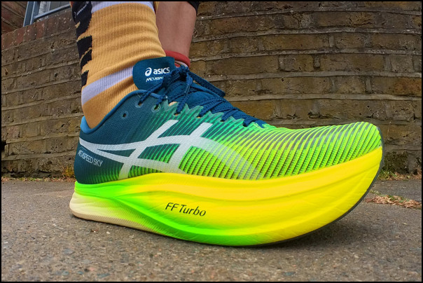stability-and-flexibility-of-asics-metaspeed