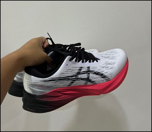 weight-distribution-and-stability-of-asics-novablast-3